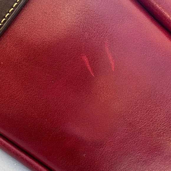 Dooney & Bourke Elegant Red Leather Handbag - Picture 5 of 7